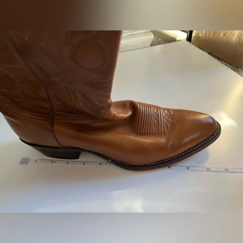 Vintage Men’s Tony Lama Western Brown Pull on Cowboy Boots size 10.5 Stitching